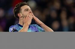 半岛体育教练-阿森纳主场坚守，争取不败保持不败状态