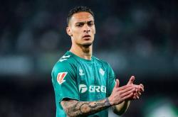 半岛体育直播-曼联球员状态神勇，完美发挥的简单介绍