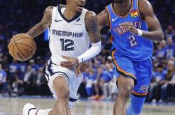 关于灰熊主场大胜开拓者，孟菲斯全队士气大振的信息