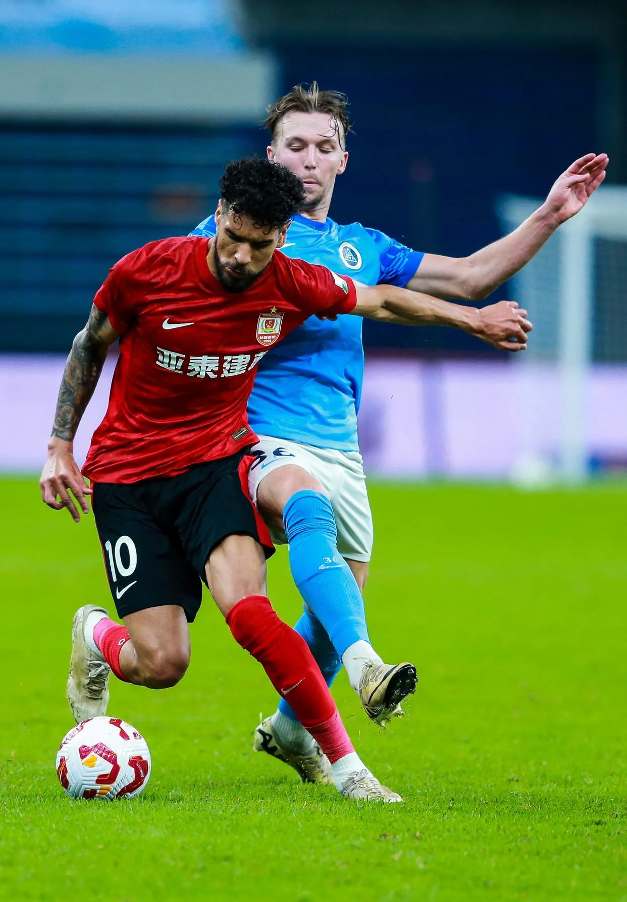 关于国安客场胜利：球队士气高涨，全力冲击冠军的信息