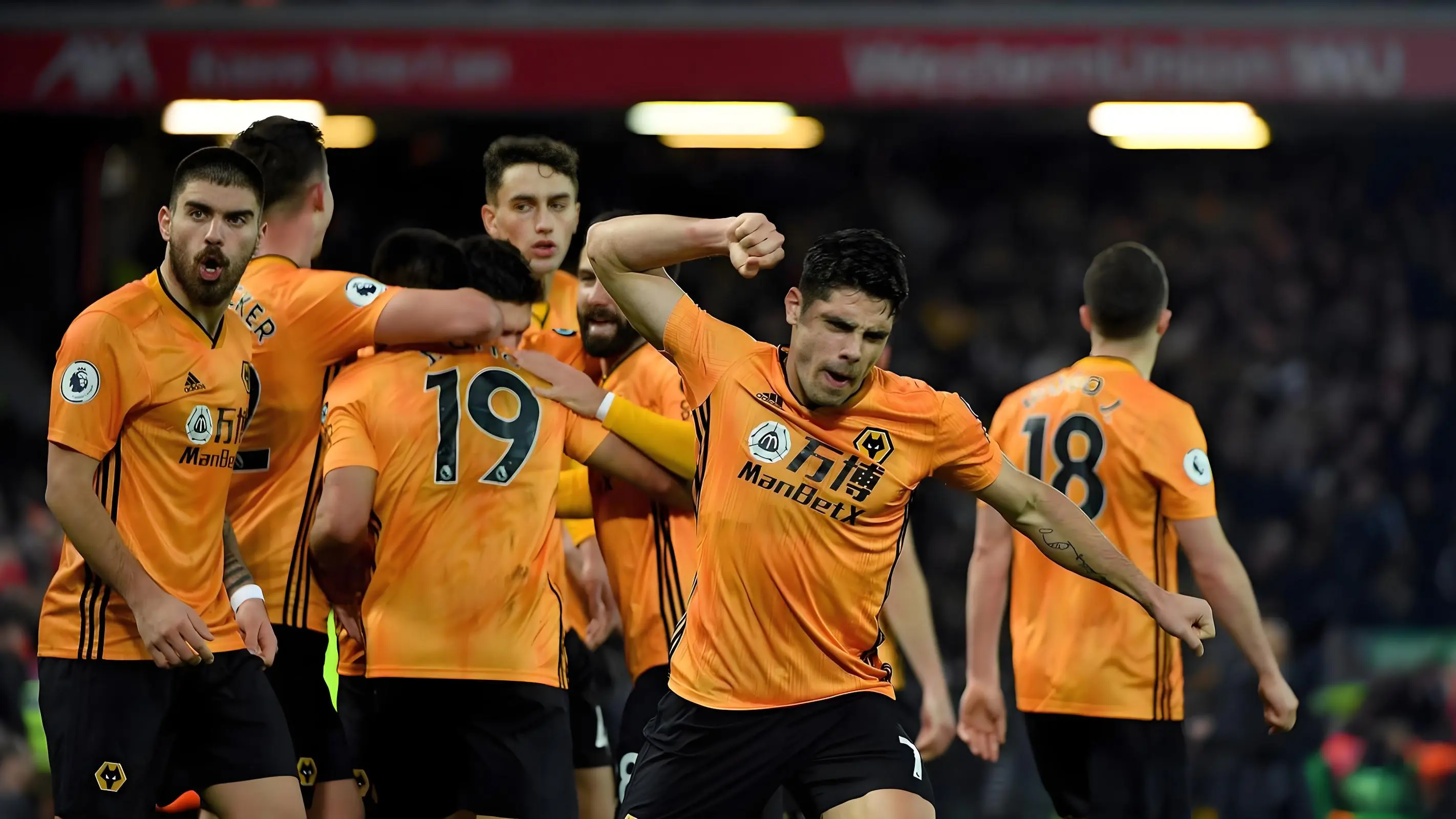 利物浦客场逼平狼队，遭遇不败破裂的简单介绍