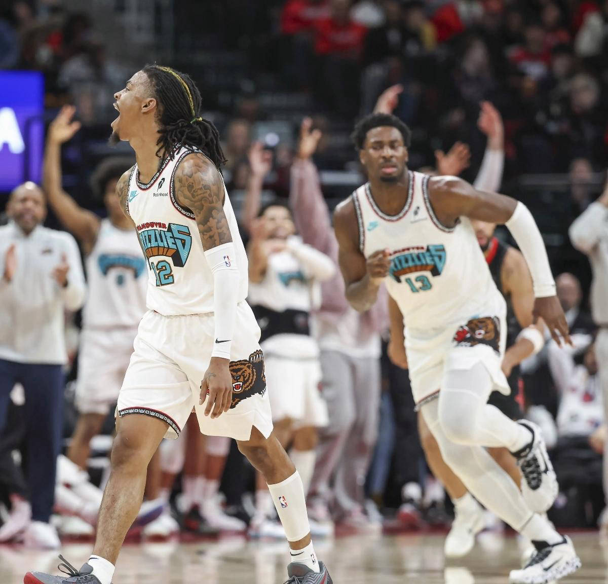 关于灰熊主场大胜开拓者,孟菲斯全队士气大振的信息 关于灰熊主场大胜开拓者,孟菲斯全队士气大振的信息